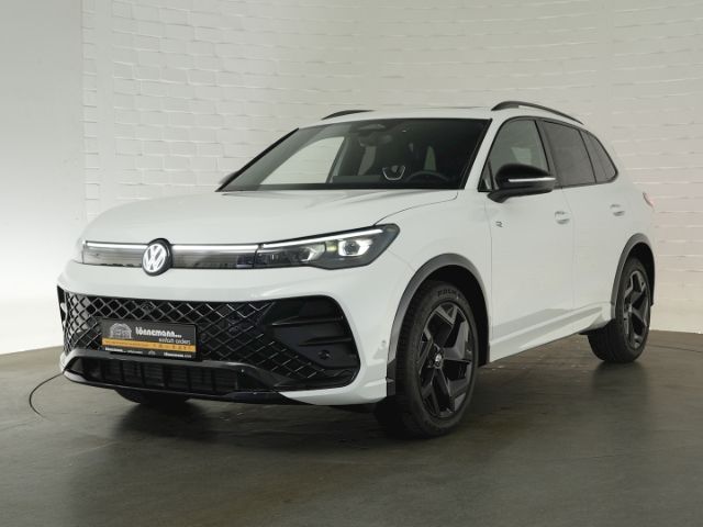 Tiguan R-LINE TDI DSG+AHK+NAVI+SCHIEBEDACH+LED M