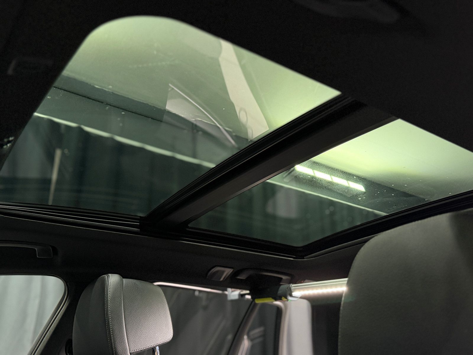 Fahrzeugabbildung BMW 540i Touring xDrive M Sport|HIFI|HuD|PANO|KEYLES