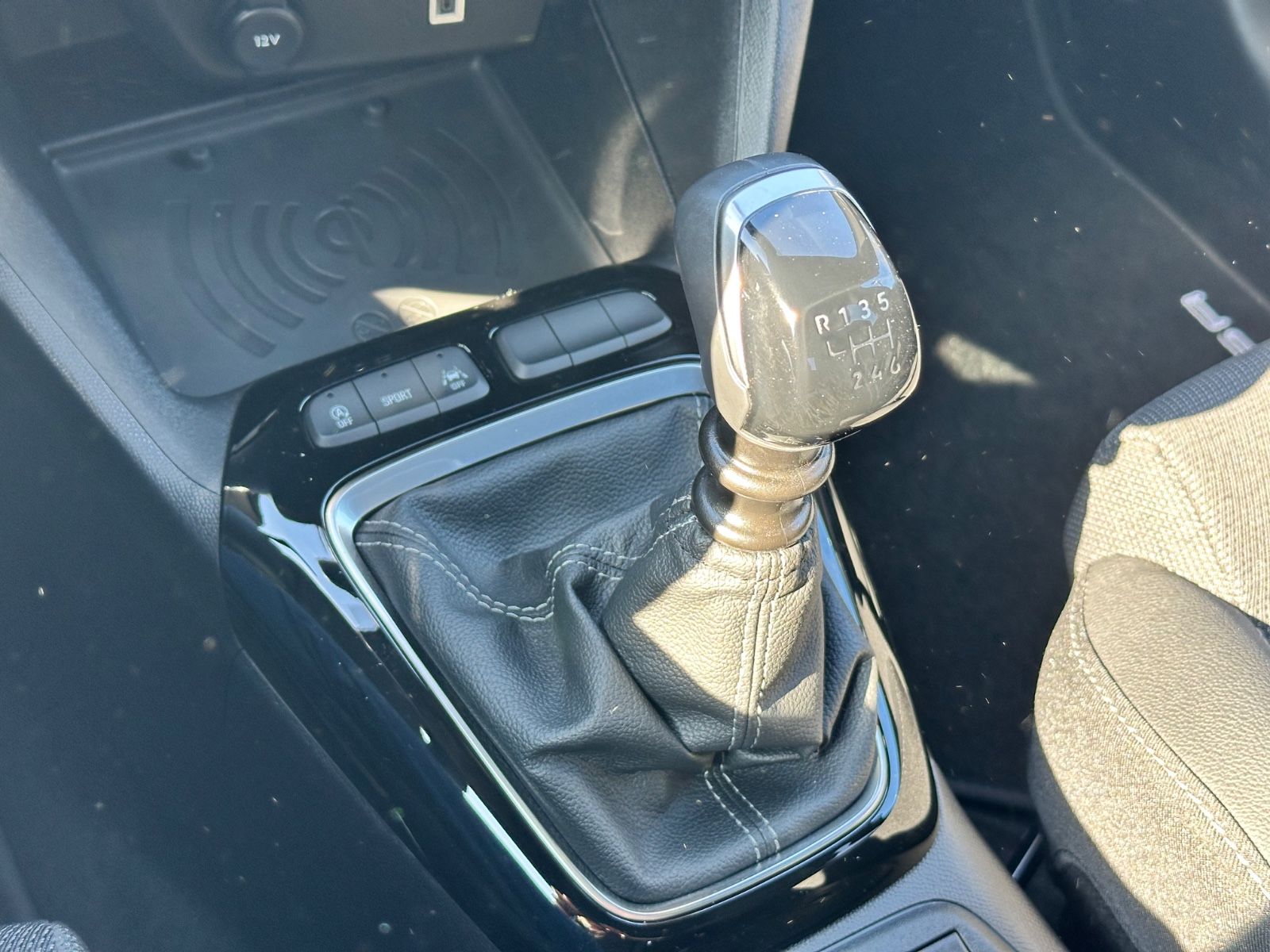 Fahrzeugabbildung Opel Corsa F GS*Allwetter*SHZ*LHZ*PDC*NAVI*IntelliLux