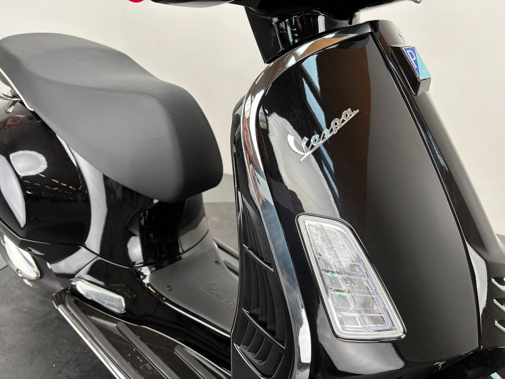 Fahrzeugabbildung Vespa GTS 310 FL SUPER *NEUFAHRZEUG + GARANTIE*