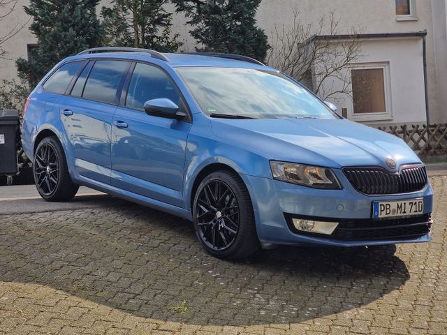 Skoda Octavia Combi Ambition