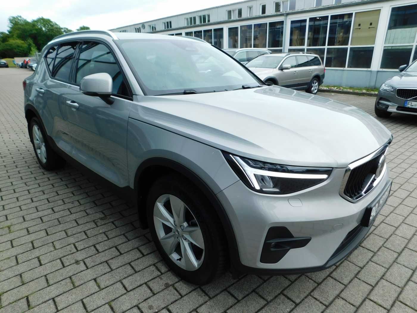 Fahrzeugabbildung Volvo XC40 B4 B DKG Core 'ACC, BLIS, AHK'