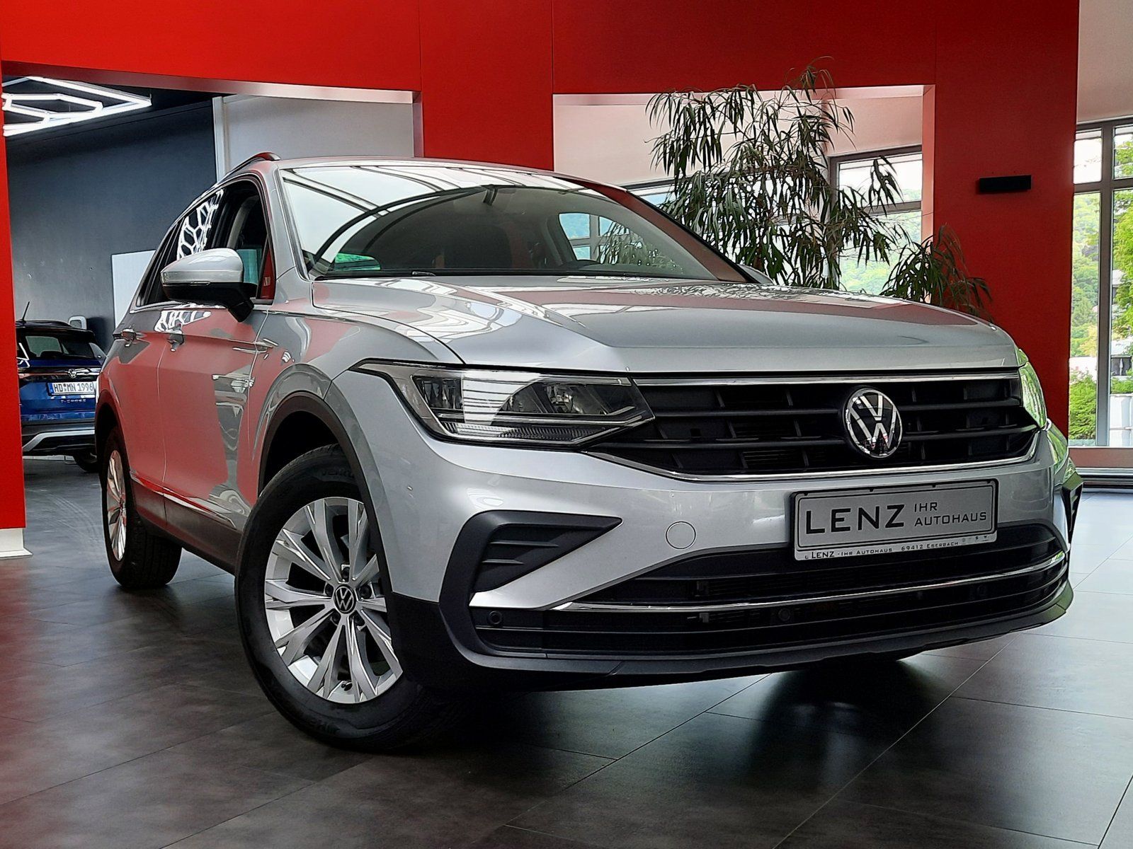 Fahrzeugabbildung Volkswagen Tiguan Life TSI DSG *AHK*Navi*Cam*LED*PDC*ACC*