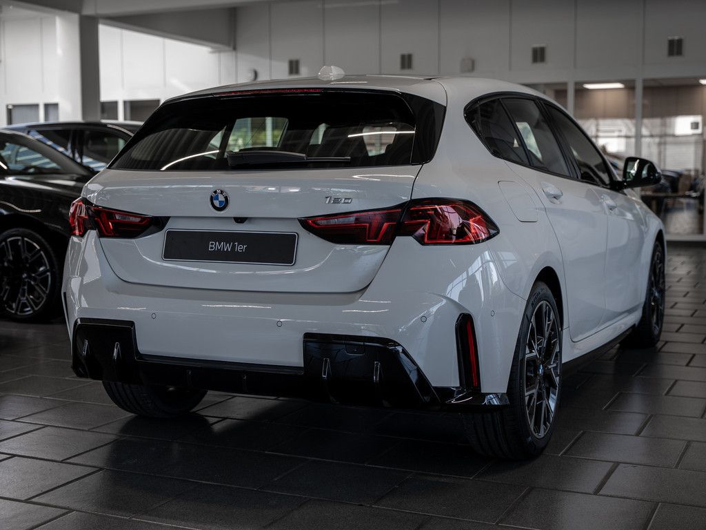 BMW 120 - Bild 5