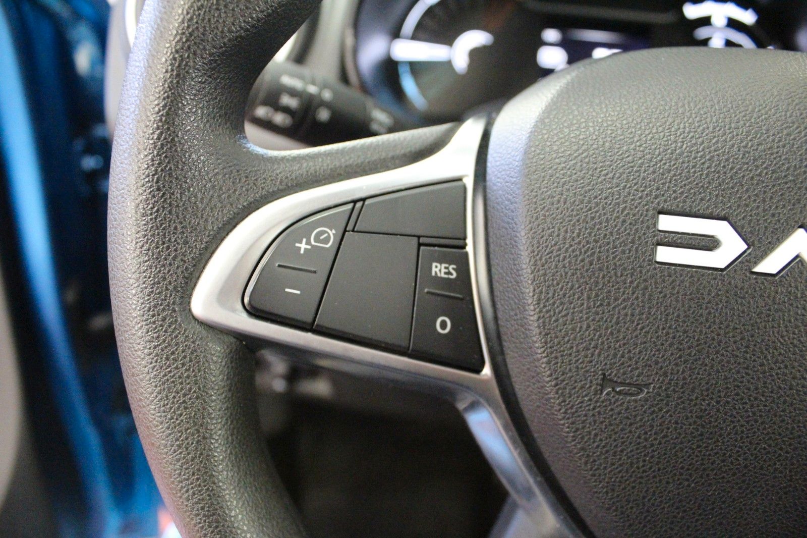 Fahrzeugabbildung Dacia Spring 45 Electric Expression MediaNav CCS