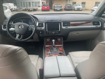 Volkswagen Touareg - 10