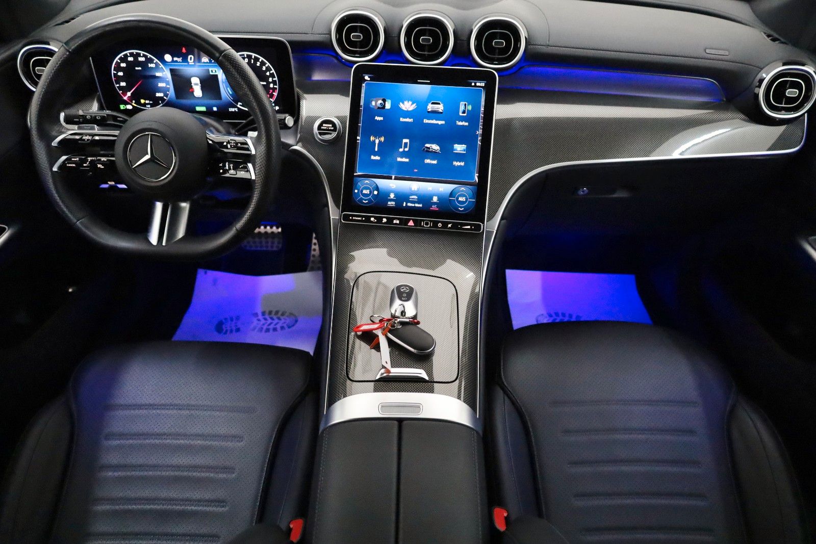 Fahrzeugabbildung Mercedes-Benz GLC 300 e 4M,AMG-line,Navi,LED,SH,Kamera,ACC +WR