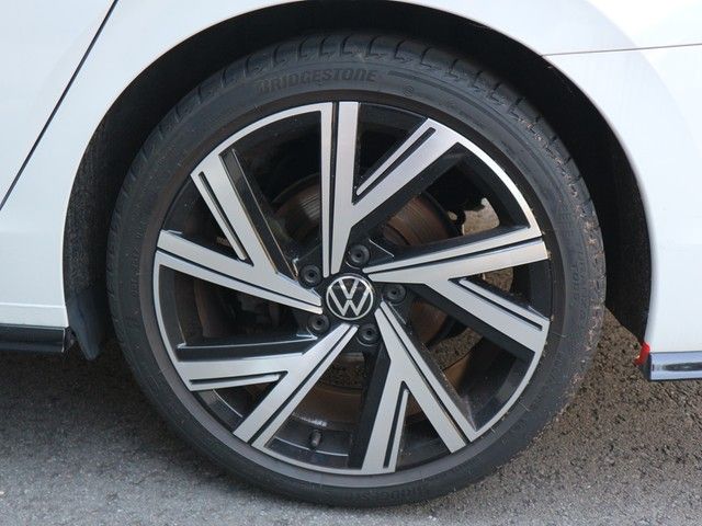 Volkswagen Golf - Bild 7