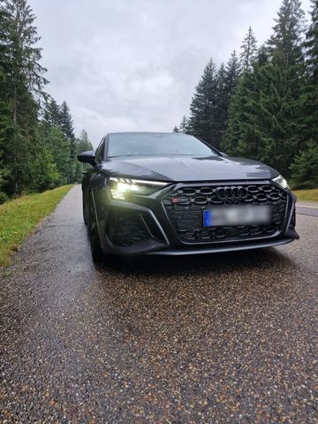 Audi RS3 8Y B&O, Sportabgas, Leder uvm.