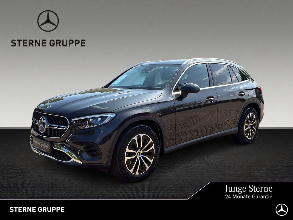 Image of Mercedes-Benz GLC 220