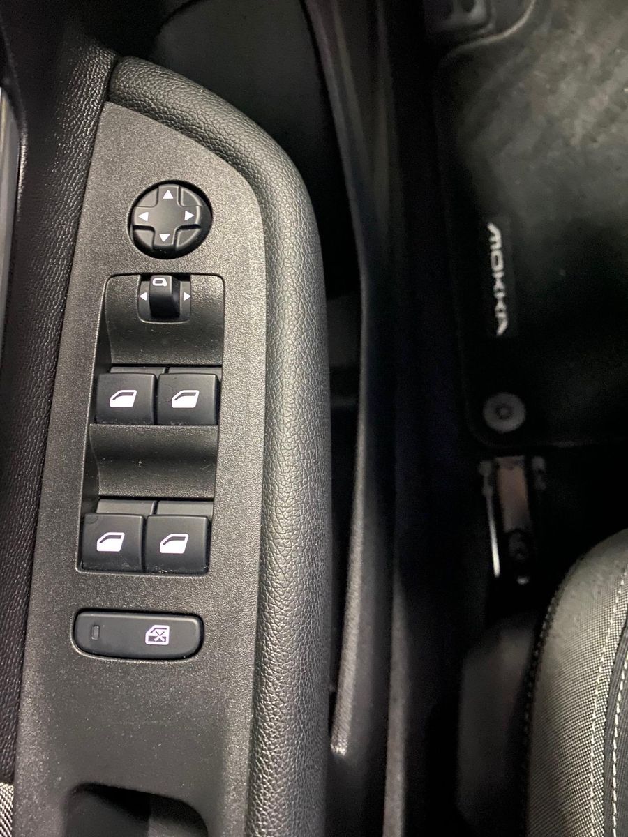 Fahrzeugabbildung Opel Mokka Edition KLIMA+ALU+Metallic+Allwetter+LED