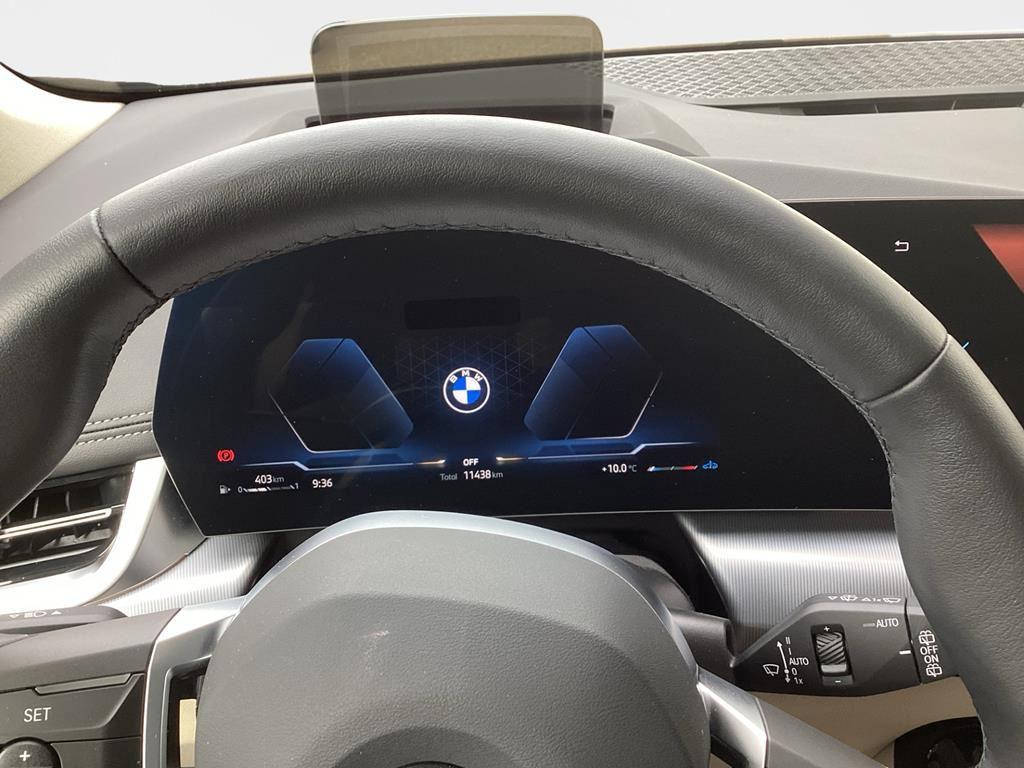 BMW 223d xDr. Active Tourer Luxury Line AHK+Pano+ACC