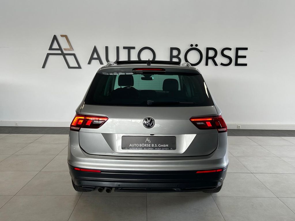 Volkswagen Tiguan 2.0 TDI DSG 4 MOT*ACC*PANO*AHK*NAVI*PDC