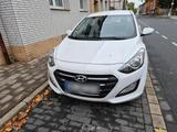 Hyundai Hundai  i30 CRDI 16V     136 PS DIESEL 12/... - Hyundai i30 mit Diesel-Antrieb: Limousine, Automatik