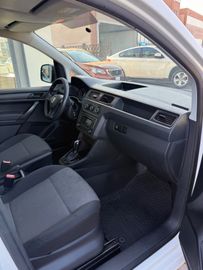 Volkswagen Caddy - 11