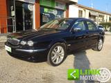 Jaguar JAGUAR X-Type 3.0 V6 24V cat Executive - blaue Jaguar X-Type