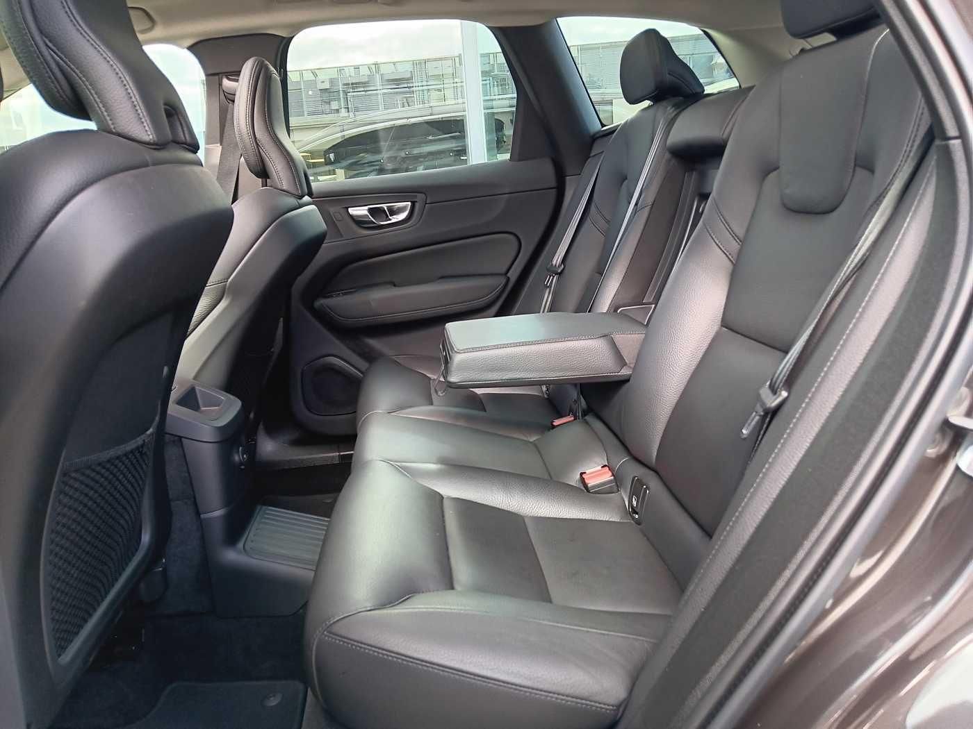 Fahrzeugabbildung Volvo XC60 T6 AWD Recharge Plus Bright