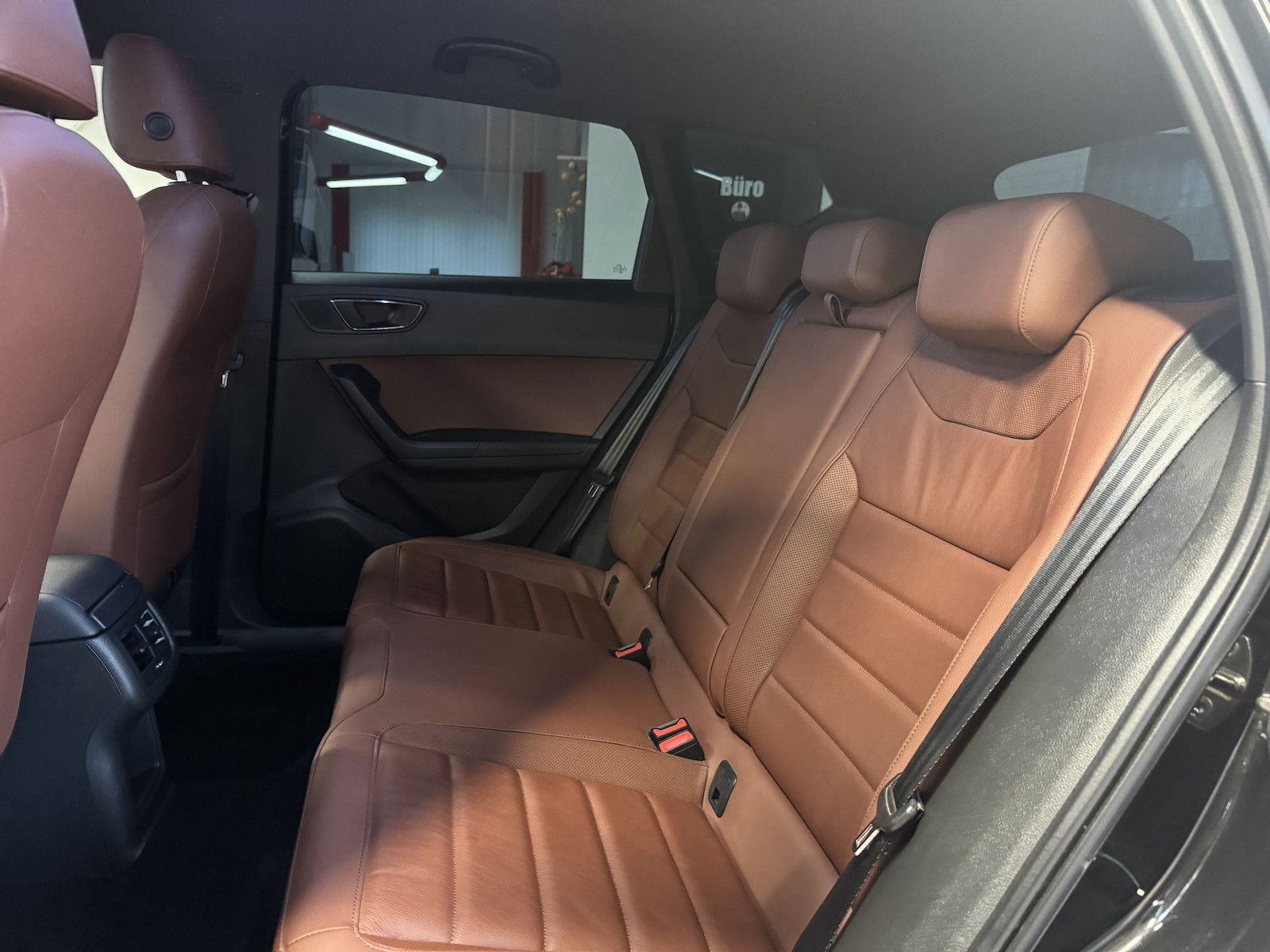 Fahrzeugabbildung SEAT Ateca Xcellence 4Drive/LED/Navi/ACC/Spur/Cam