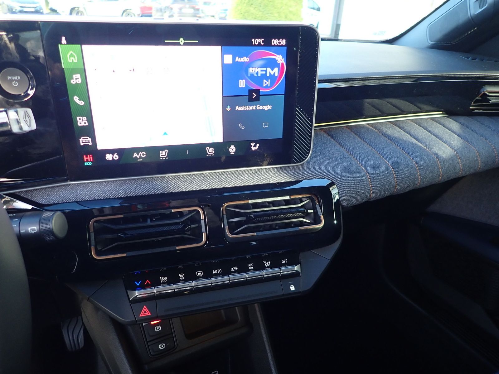 Fahrzeugabbildung Renault R 4 E-Tech elektrisch Techno 150 Comfort Range