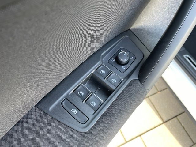 Tiguan 2.0 TDI DSG Active Navi LED AHK Keyless