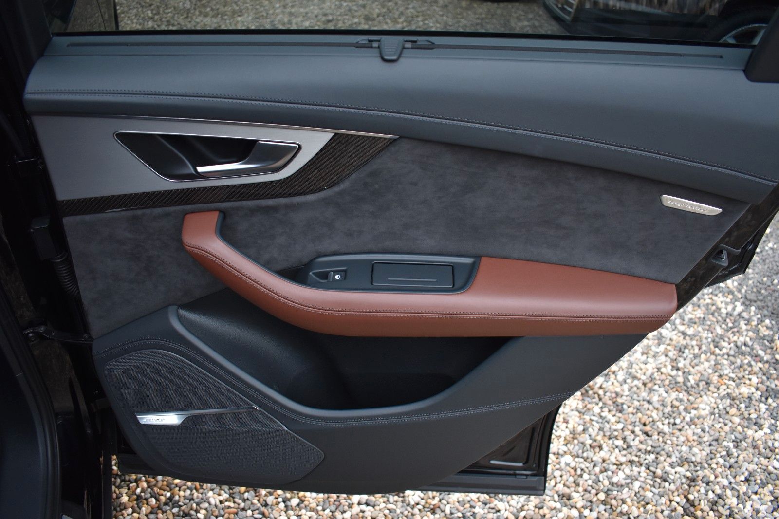 Fahrzeugabbildung Audi SQ7 4.0 TDI V8 quattro HUD Matrix Bose