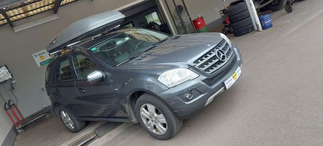 Mercedes-Benz ML 300 CDI 4Matic 7G-TRONIC