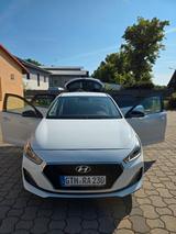 Hyundai i30 1.6 CRDi 85kW Sondermodell YES! - Hyundai i30: Sondermodell