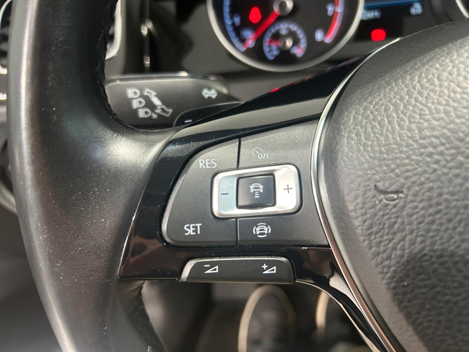 Volkswagen Golf VII Var. Highline LED/ACC/SZH/AHK/NAV, миниатюра 18