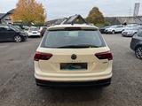 Volkswagen Tiguan Life 4Motion Facelift Navi ACC LED SHZ 18 - gebrauchte Volkswagen Tiguan mit Facelift