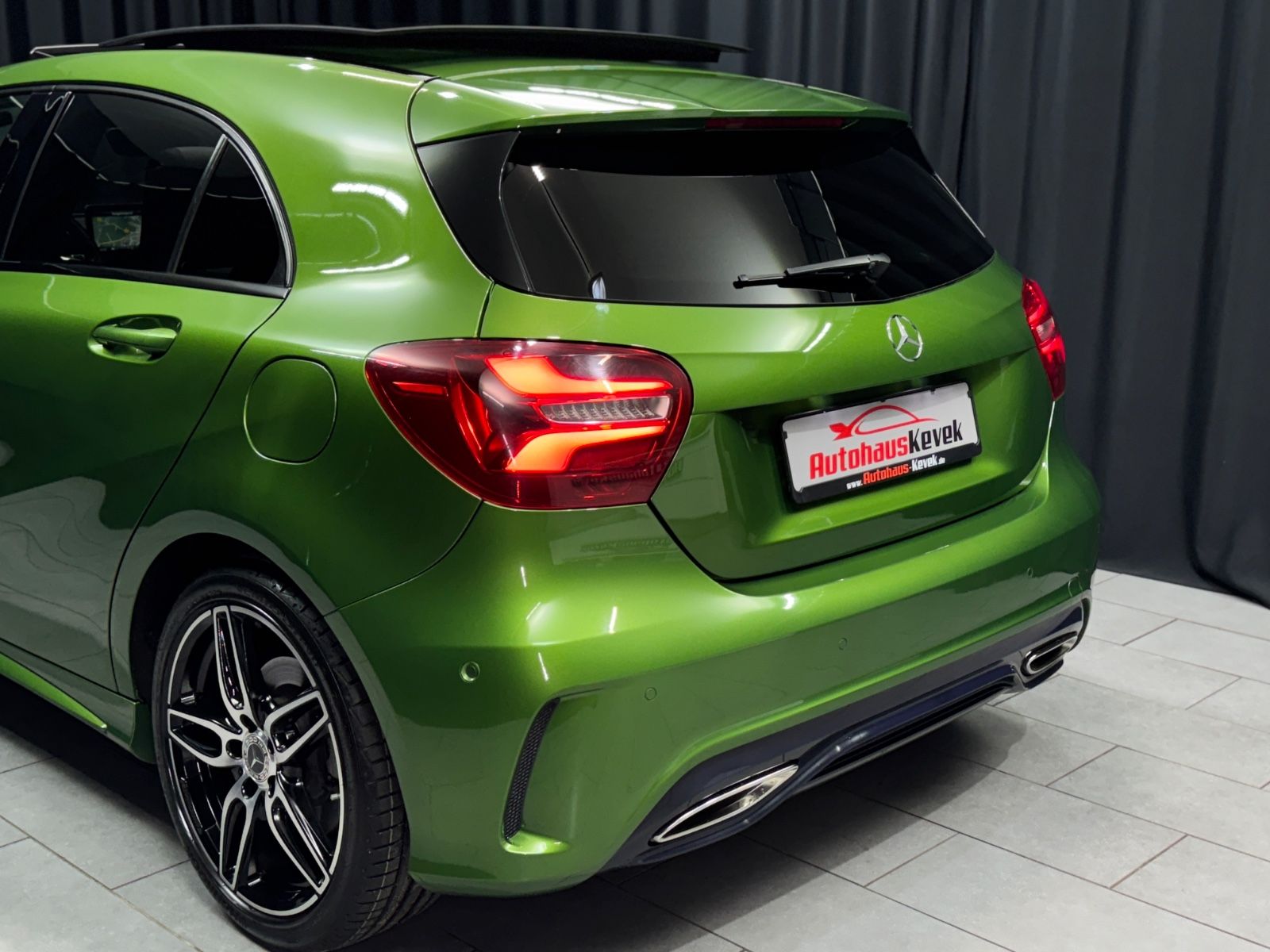Fahrzeugabbildung Mercedes-Benz A 220 4Matic|7G-AUTOMATIK|PANO|NIGHT-PAKET|AMG|