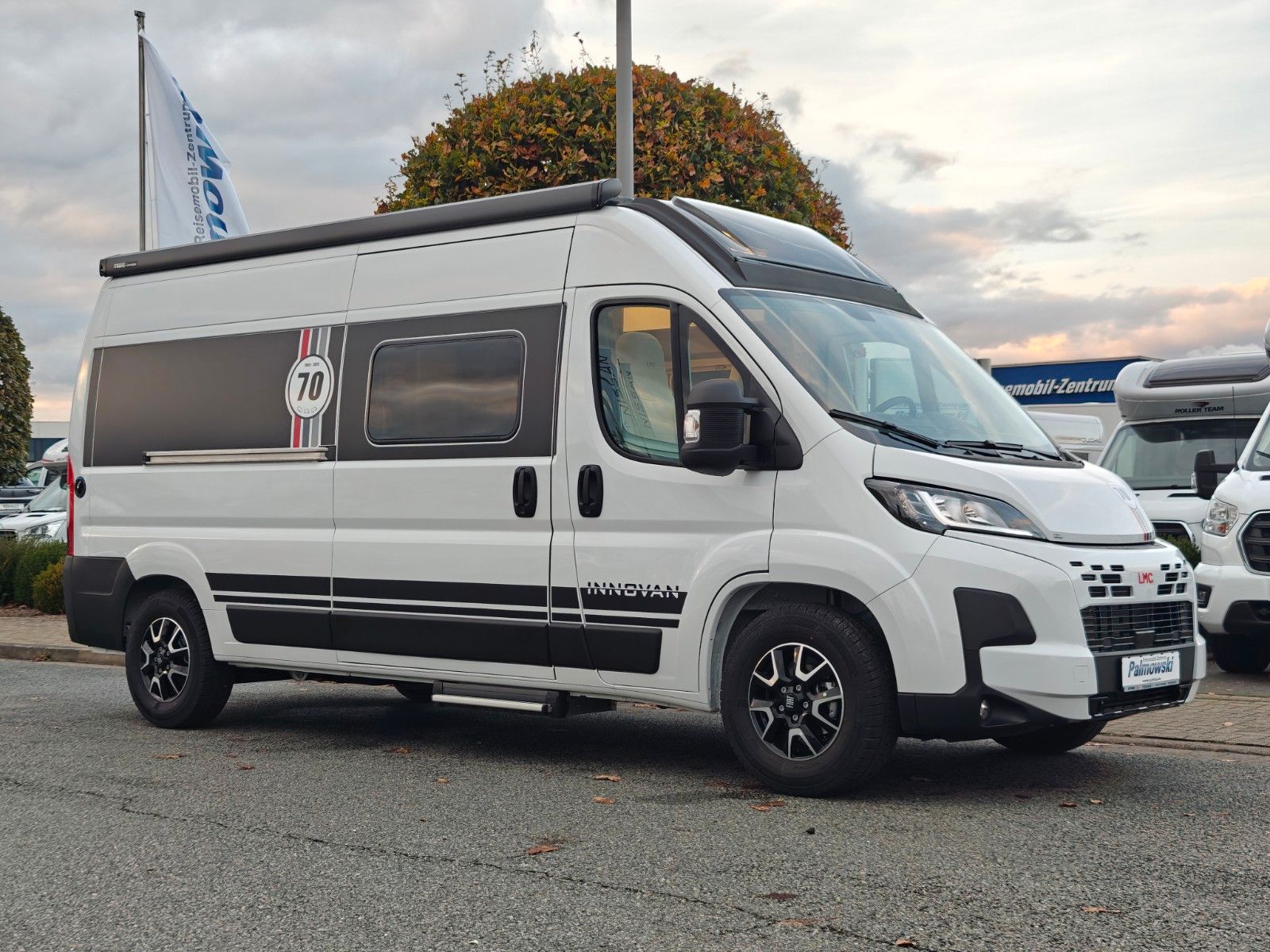 Fahrzeugabbildung LMC Innovan 600 - 603 70 Jahre Modell - SALE! -