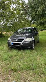 Volkswagen Fox 1,2 Standard Guter Zustand TÜV NEU  - Volkswagen Fox in Stuttgart