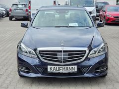 Fahrzeugabbildung E 300 CGI BlueEfficiency 4Matic