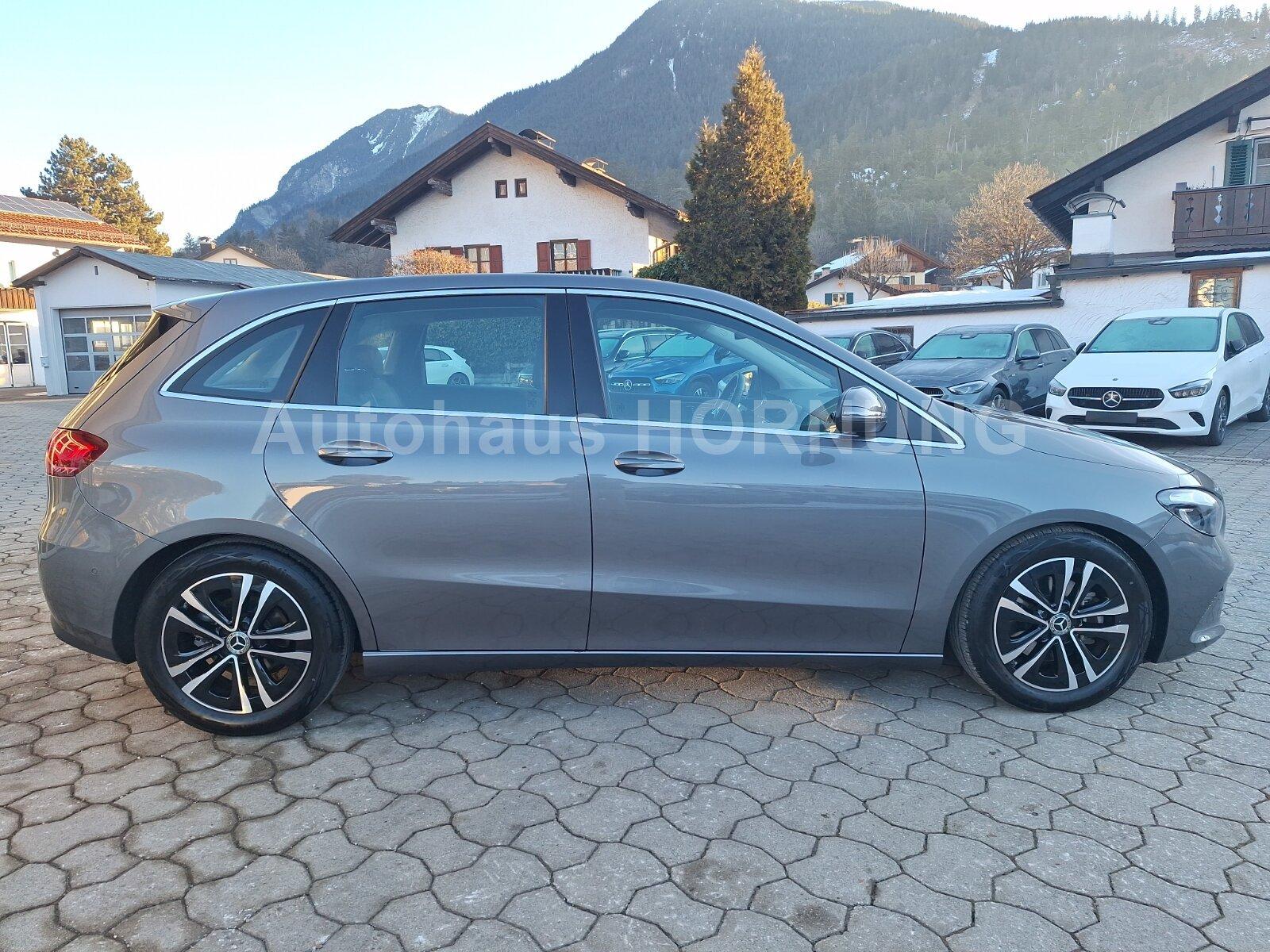 Mercedes-Benz B 200d PROGRESSIVE ADV DISTR LED EASYP LKHZG SPH