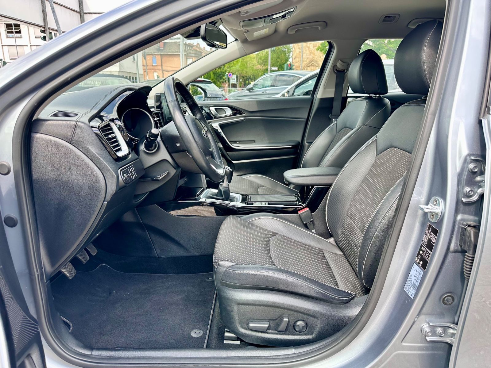Fahrzeugabbildung Kia cee'd SPORTSWAGON SPIRIT*MOD.2019+AHK*