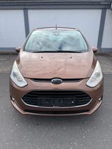 Ford B-Max B-MAX Titanium 2.HAND TÜV NEU - Ford B-Max in Frankfurt (Main)