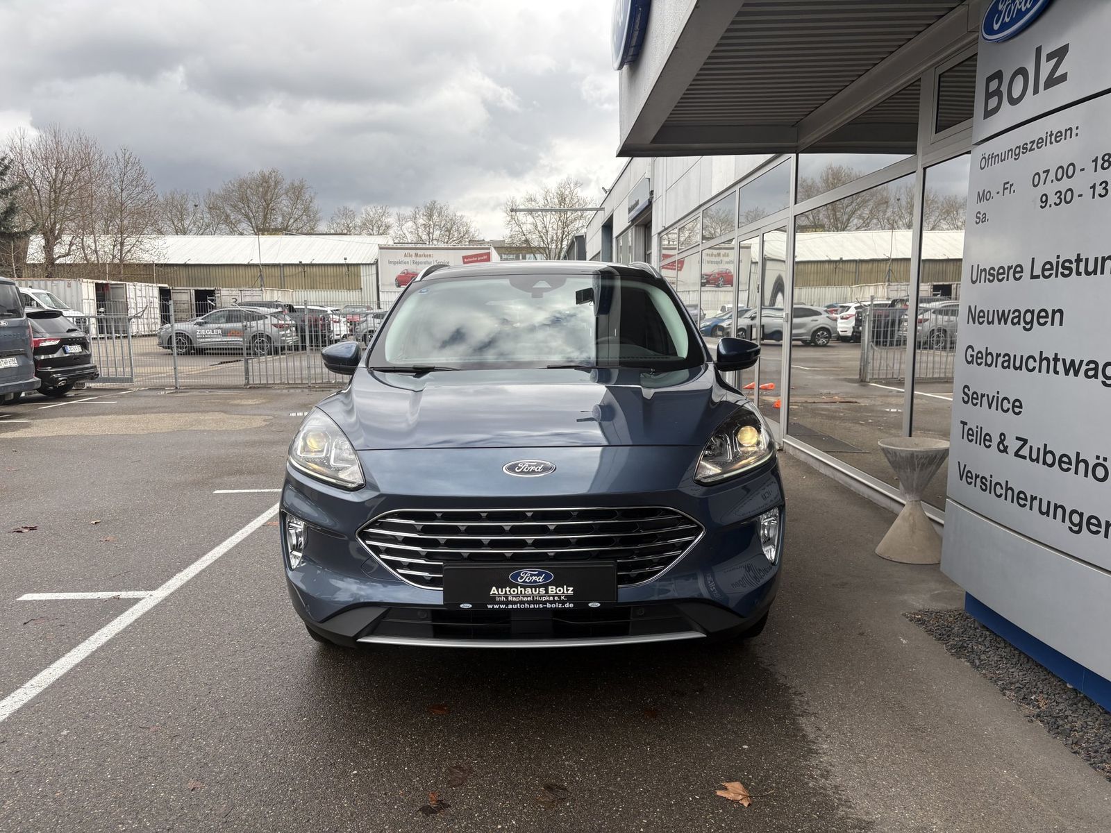 Ford Kuga Plug-In Hybrid Titanium - Pano.Schiebedach  imagem 2