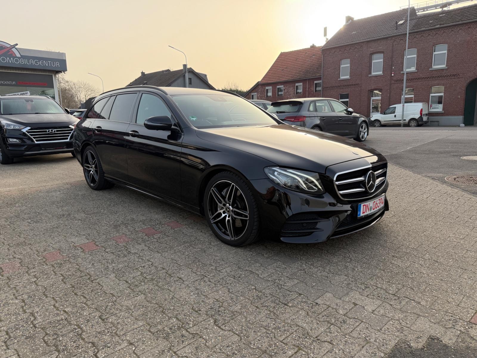 Mercedes-Benz E 300 d T 9-G AMG Widescreen Burmester ILS DIST