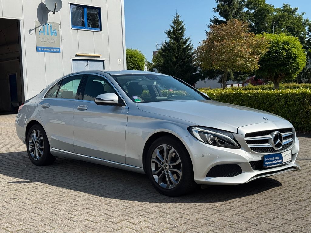 Image of Mercedes-Benz C 200