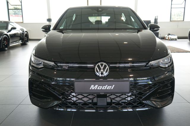 Volkswagen Golf 2.0 TDI DSG R-Line | Pano | HuD | FACELIFT
