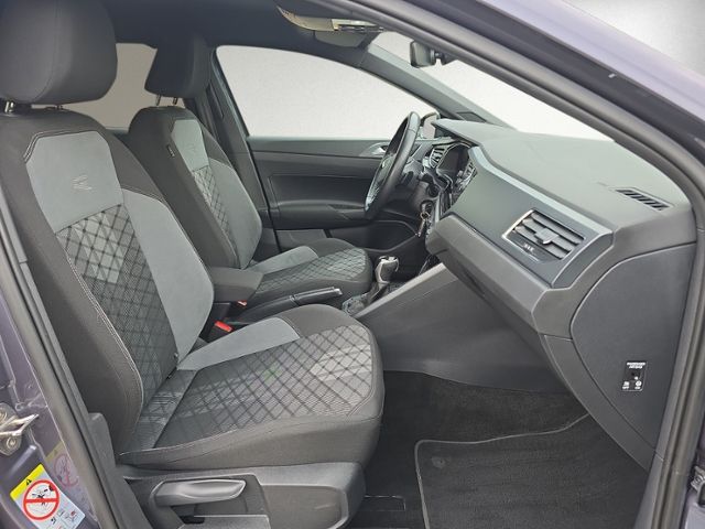 Polo 1.0 TSI DSG R-LINE IQ.LIGHT+NAVI+RFK+ACC+NW