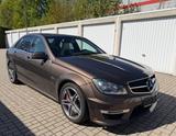 Mercedes-Benz C 63 AMG AMG Performance  - Mercedes-Benz C 63 AMG: Performance