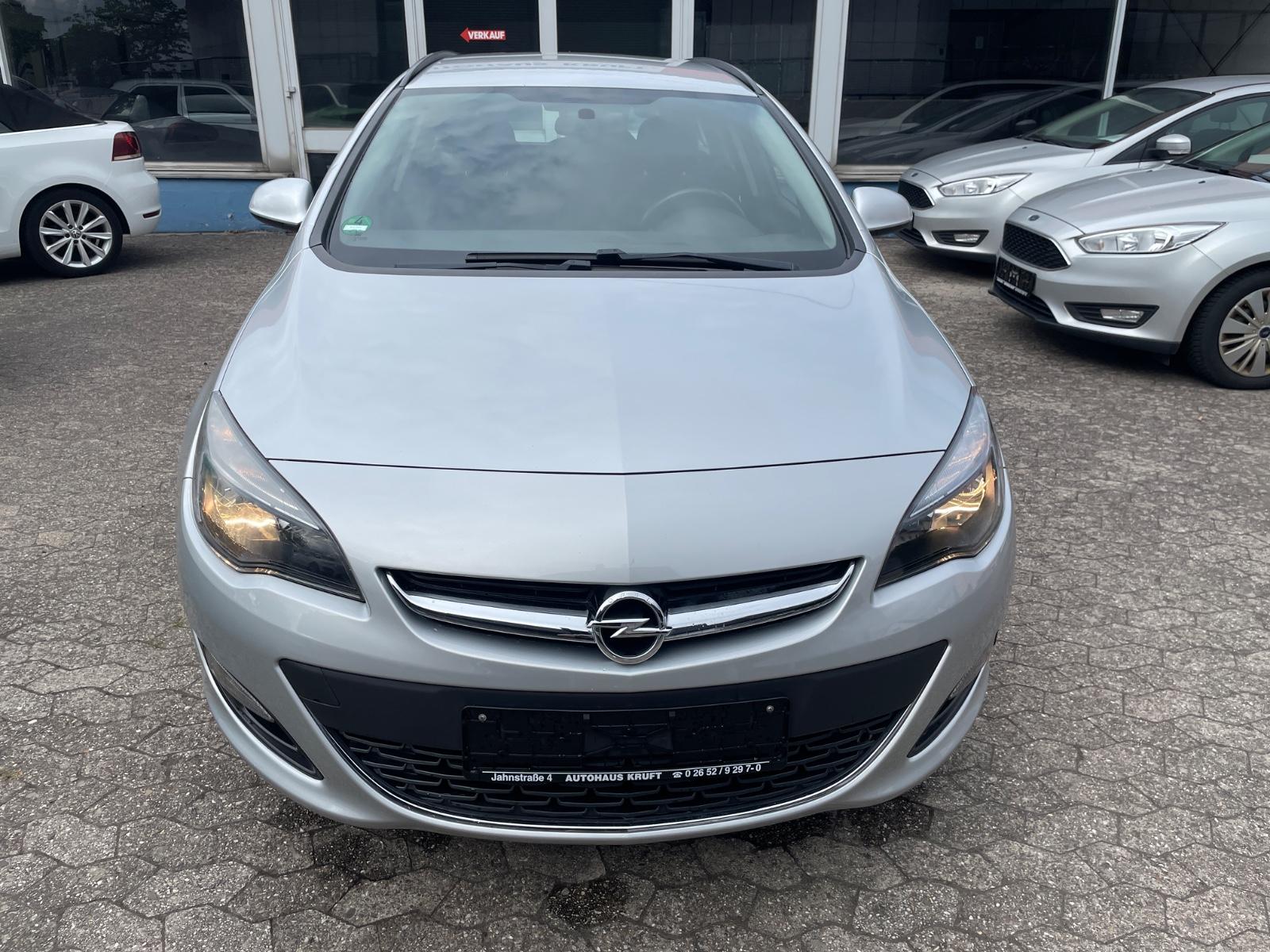Opel Astra 2015 — engine 1.598 cm³, 110 HP (81kW)