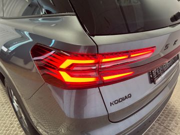 Fahrzeugverkauf 29 Skoda Kodiaq 1.5 TSI Sportline 7-Sitze Matrix AHK