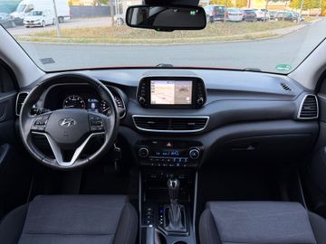 Hyundai TUCSON - 12