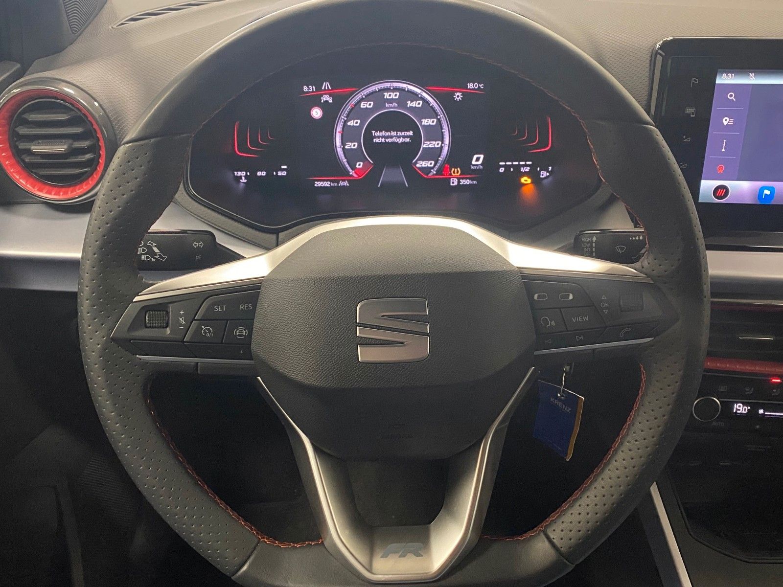 Fahrzeugabbildung SEAT Arona FR 1.0 TSI+NAVIGATION+ALLWETTER+WIRELESS+
