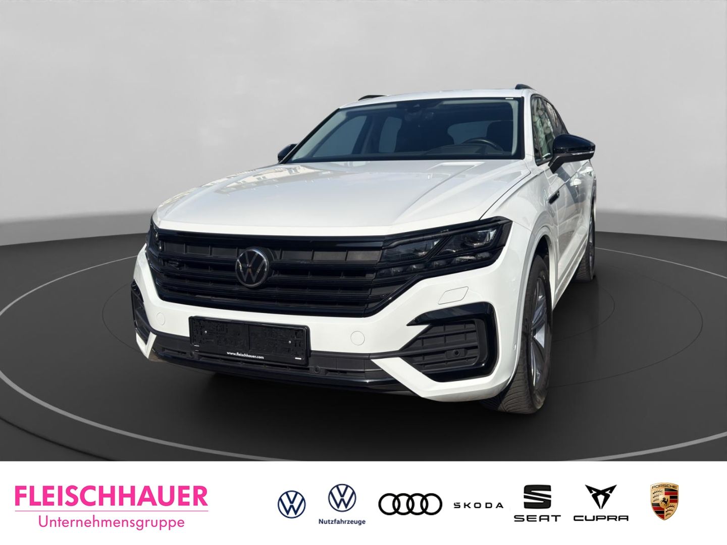 VW Touareg 3.0 TDI DSG Elegance 4Motion HUD Luftfed