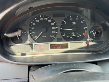 BMW 316 - 12