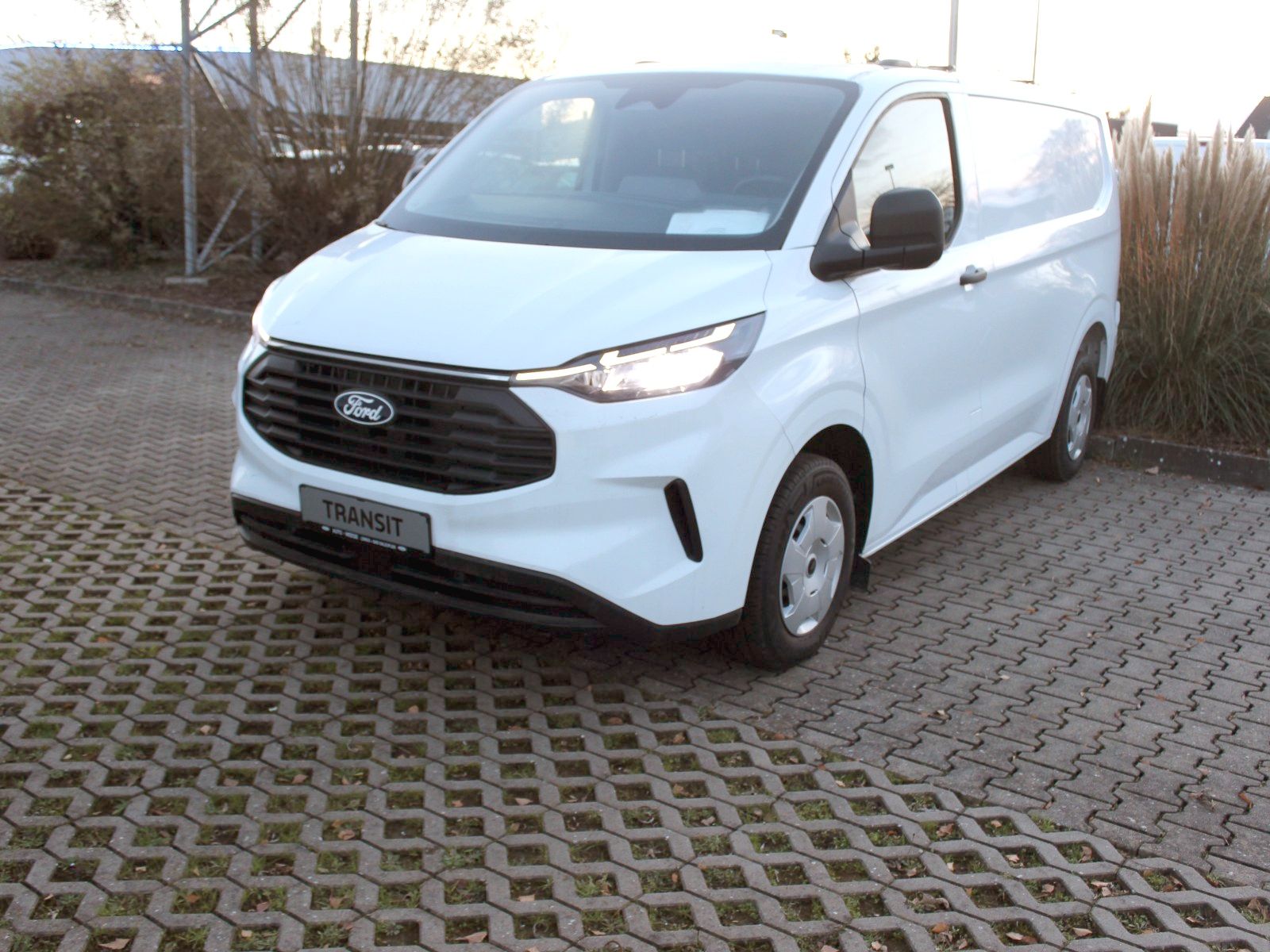 Fahrzeugabbildung Ford Transit Custom 280 L1 Trend FWD