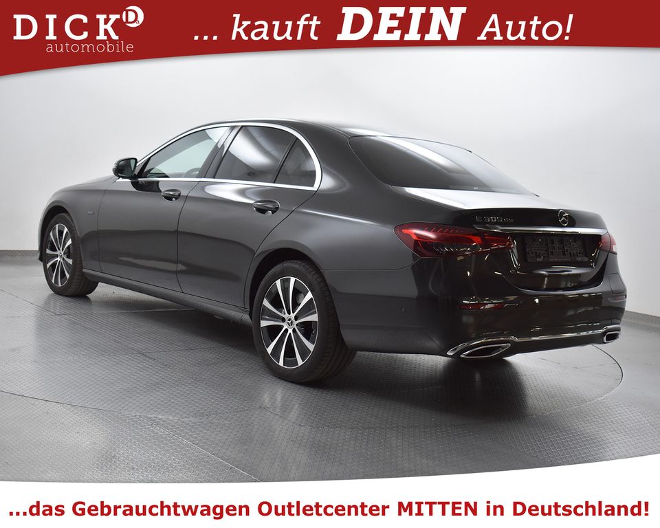 Mercedes-Benz E 300 de Avantg FACELIFT WIDESC+KAMER+STANDHZ+AHK